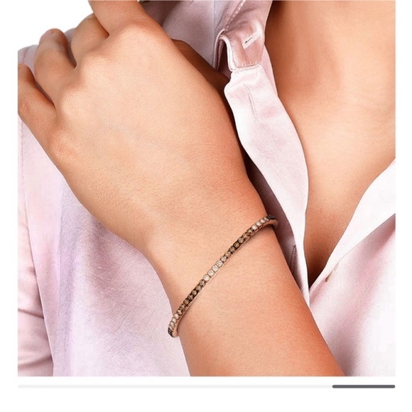 Elegant LeVian Rose Gold Diamond ombré Tennis Bracelet - Picture 2 of 9